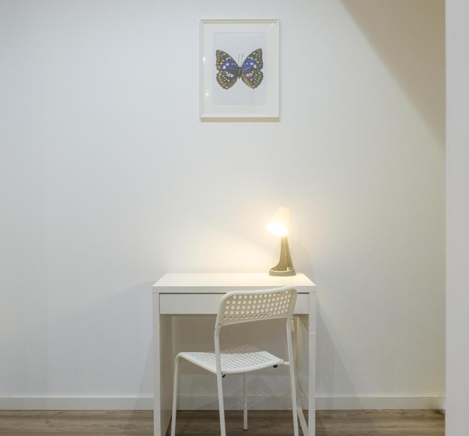 Bright, Brand New & Very Comfortable Apartment فالنسيا المظهر الخارجي الصورة